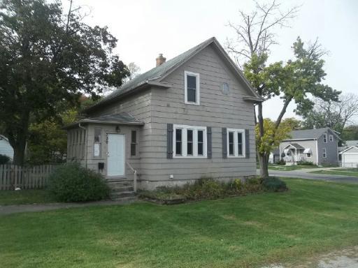 730 W Park Ave., Aurora, IL 60506