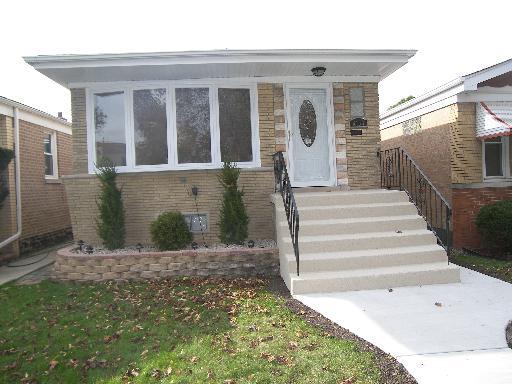 5136 S Sayre Ave., Chicago, IL 60638