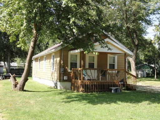 609 Atwood Rd., Rockford, IL 61102