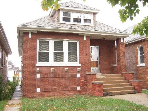 5712 W Roscoe St., Chicago, IL 60634