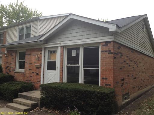 2039 Duxbury Ct., Streamwood, IL 60107