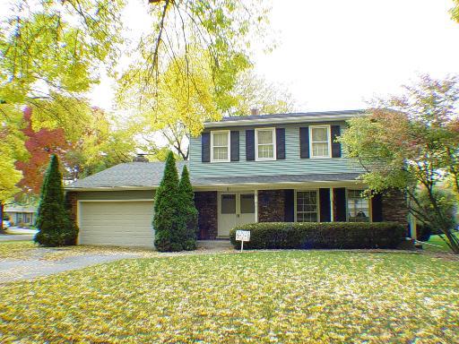 21 Honeyberry Ct., Naperville, IL 60540