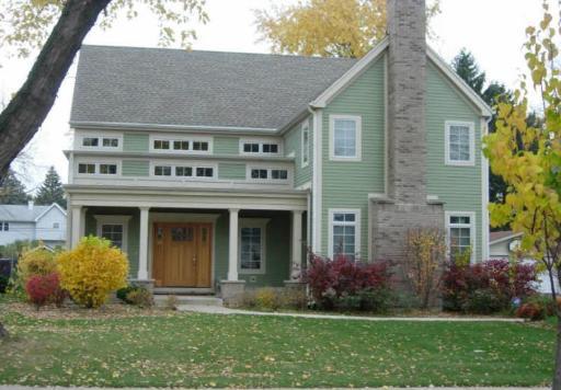 379 N Fairfield Ave., Lombard, IL 60148