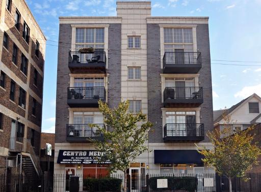 6745 N Clark St. #2S, Chicago, IL 60626