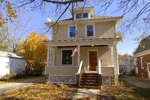 712 Lebanon St., Aurora, IL 60505