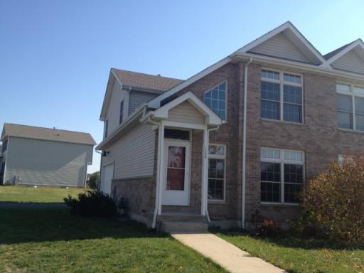 1556 Stonefield Dr., Dekalb, IL 60115