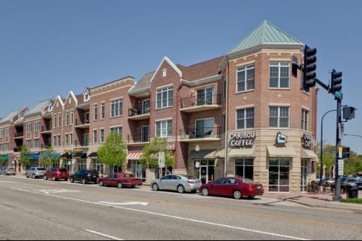 40 E Northwest Hwy. #209, Mount Prospect, IL 60056