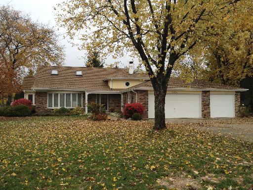 27W520 Ridgeview St., West Chicago, IL 60185