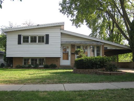 1903 Greenleaf Ave., Des Plaines, IL 60018