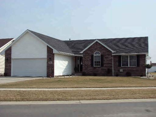 385 Center Point Dr South, Bourbonnais, IL 60914