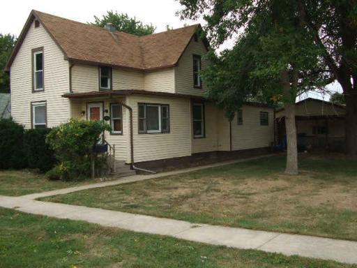 326 W Elm, Hoopeston, IL 60942