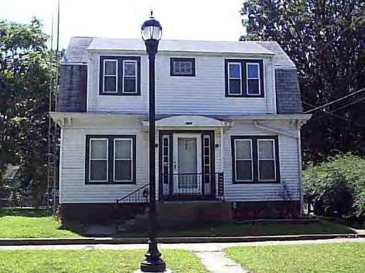 860 E Bourbonnais, Kankakee, IL 60901