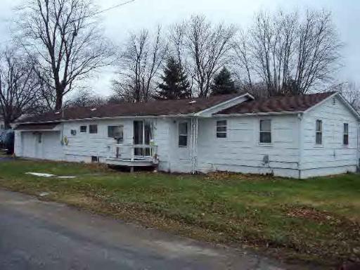 590 E Iroquois, Sheldon, IL 60966