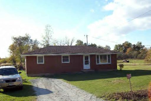 369 S State Line Rd., Beaverville, IL 60912