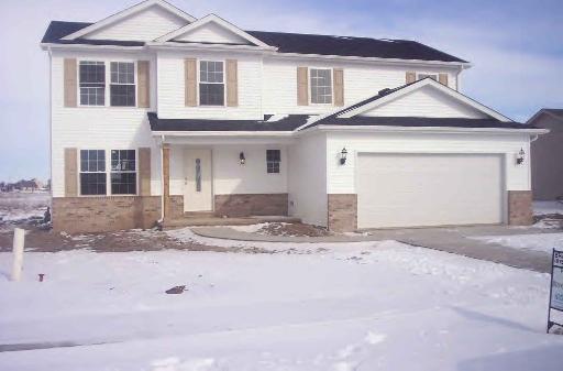 725 Meadowbrook Ln., Bourbonnais, IL 60914