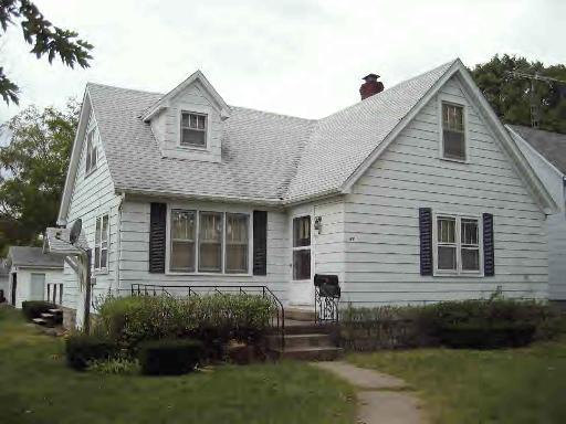 491 S Main St., Kankakee, IL 60901