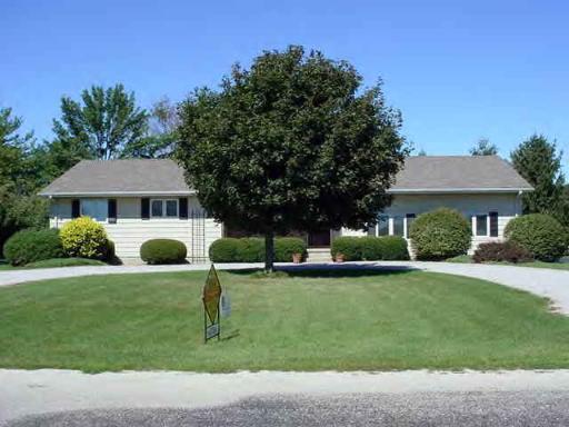 926 E Boyer, Gibson City, IL 60936