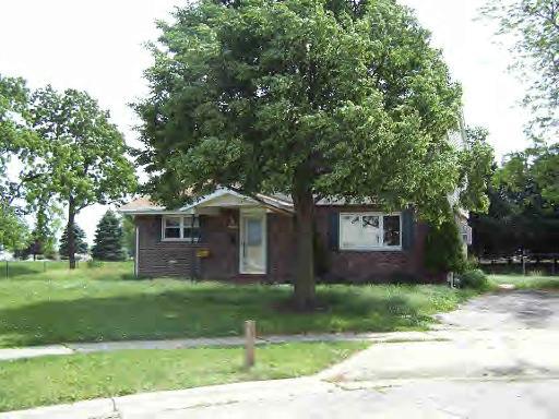 695 E Broadview Dr., Kankakee, IL 60901