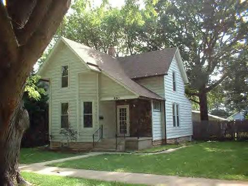 880 S 5th Ave., Kankakee, IL 60901