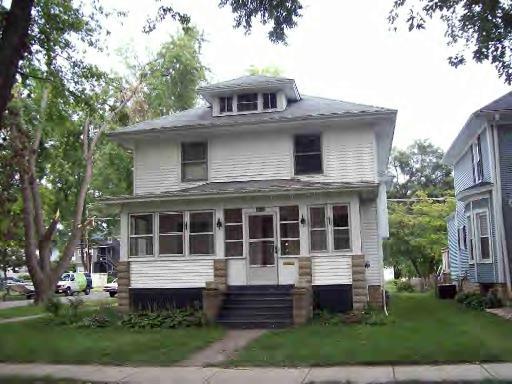 1006 S 3rd Ave., Kankakee, IL 60901