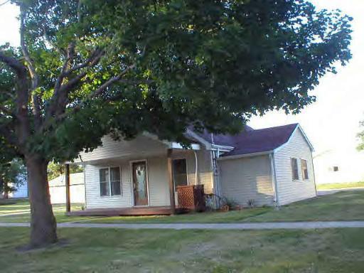 313 W 9th St., Gibson City, IL 60936