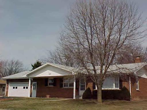 2035 W Hawkins St., Kankakee, IL 60901
