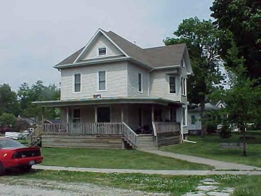 201 E Walnut, Piper City, IL 60959