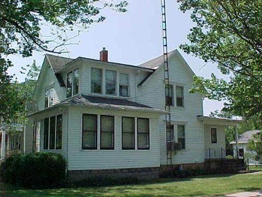 405-409 S 5th Ave., Kankakee, IL 60901