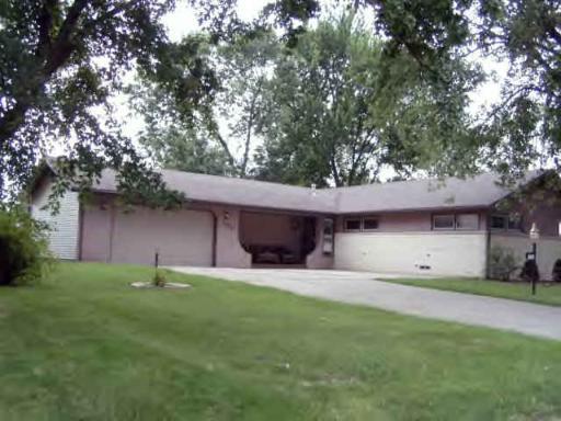 1026 W Hawkins, Kankakee, IL 60901