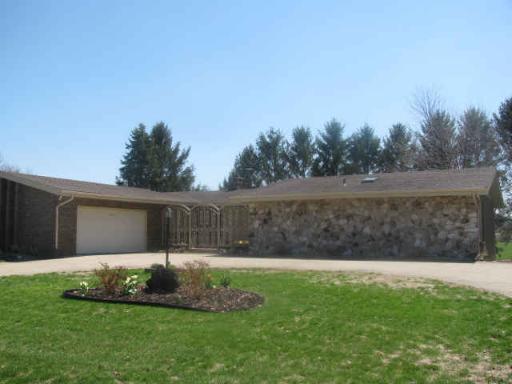 507 Hager Dr., Gibson City, IL 60936