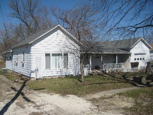 145 E Spaulding, Clifton, IL 60927