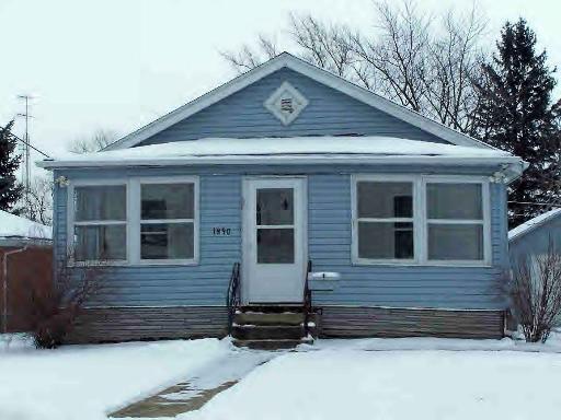 1890 E Duane, Kankakee, IL 60901