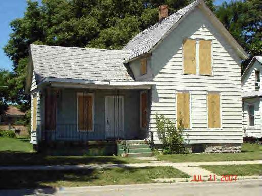 557 N Harrison Ave., Kankakee, IL 60901
