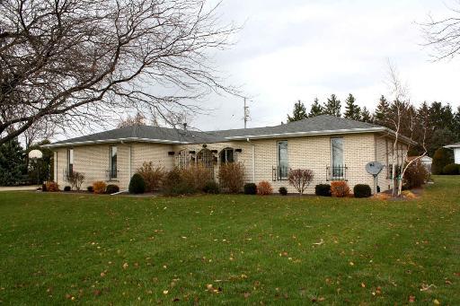 926 S Chapel, Gibson City, IL 60936