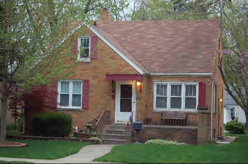 1226 S 6th Ave., Kankakee, IL 60901