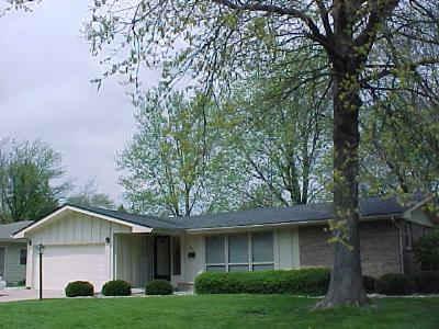 1483 W Van Meter, Kankakee, IL 60901
