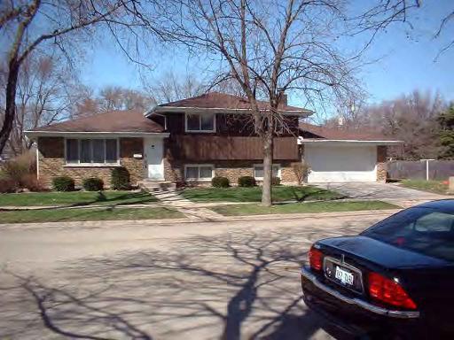 1581 W Hickory St., Kankakee, IL 60901