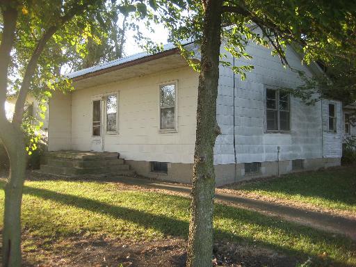 964 E 2100 N. Rd., Danforth, IL 60930