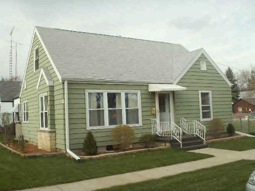 1585 W River, Kankakee, IL 60901