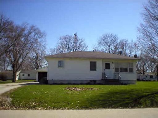 117 W Maple, Gibson City, IL 60936