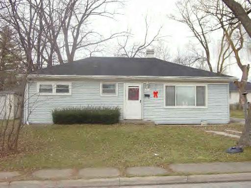 1825 E Greenview, Kankakee, IL 60901