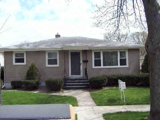 384 S Fraser, Kankakee, IL 60901