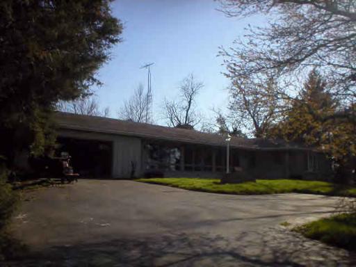 477 E Cr 300n, Gibson City, IL 60936