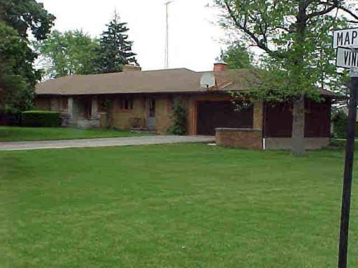 223 S Maple, Piper City, IL 60959