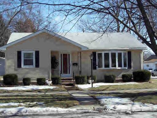 212 N Blaine, Bradley, IL 60911