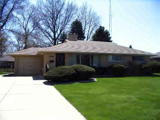 922 W Van Meter, Kankakee, IL 60901