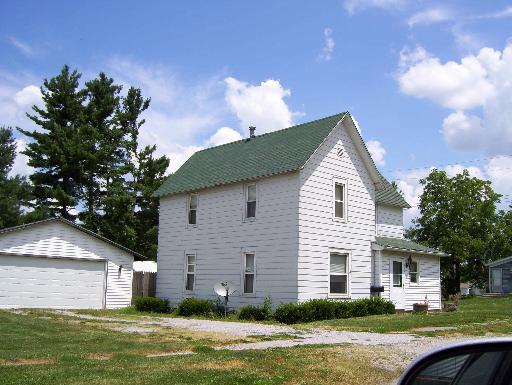 304 1st, Donovan, IL 60931