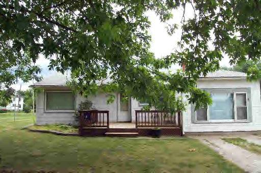 25 E Chestnut, Piper City, IL 60959