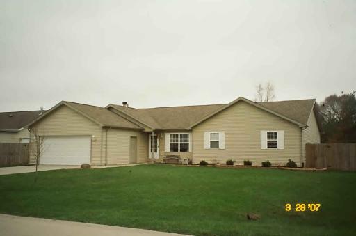 4932 W Doris Dr., Kankakee, IL 60901