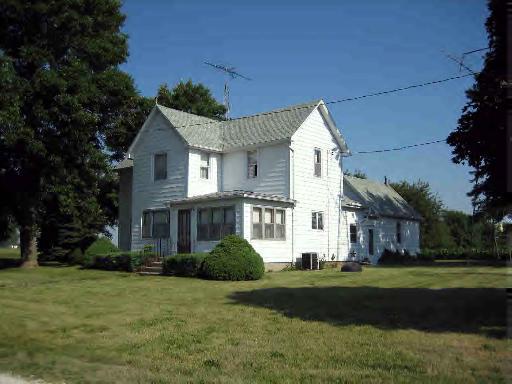 1826 E 3230n Rd., St. Anne, IL 60964